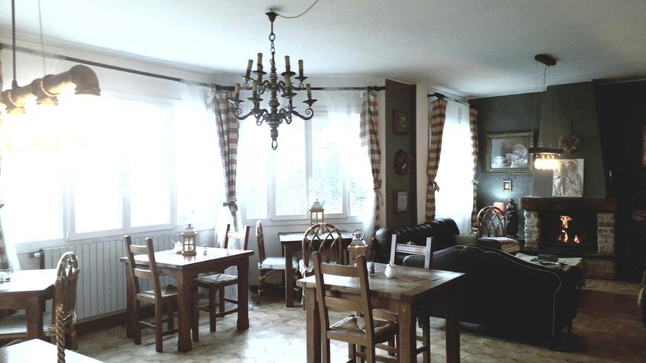 B&B Le Camelie Del Bosco Baiardo 外观 照片